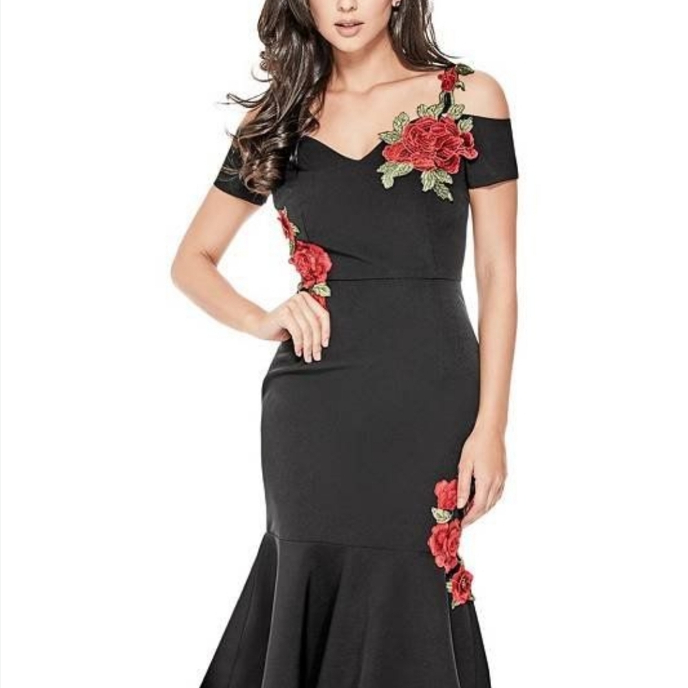 SOLD❗Guess Evening Dress Women's Small, Elegant Spanish Rose with Red Floral
